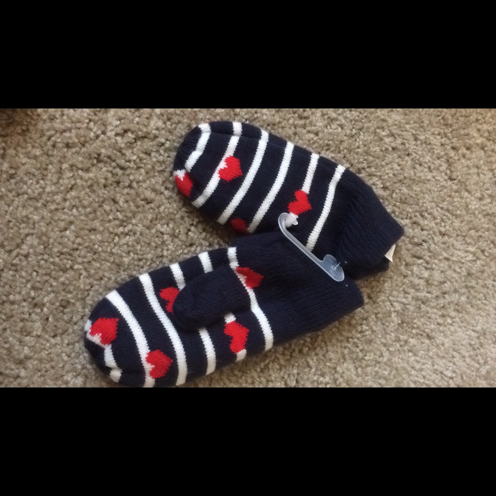Nwt baby gap mittens